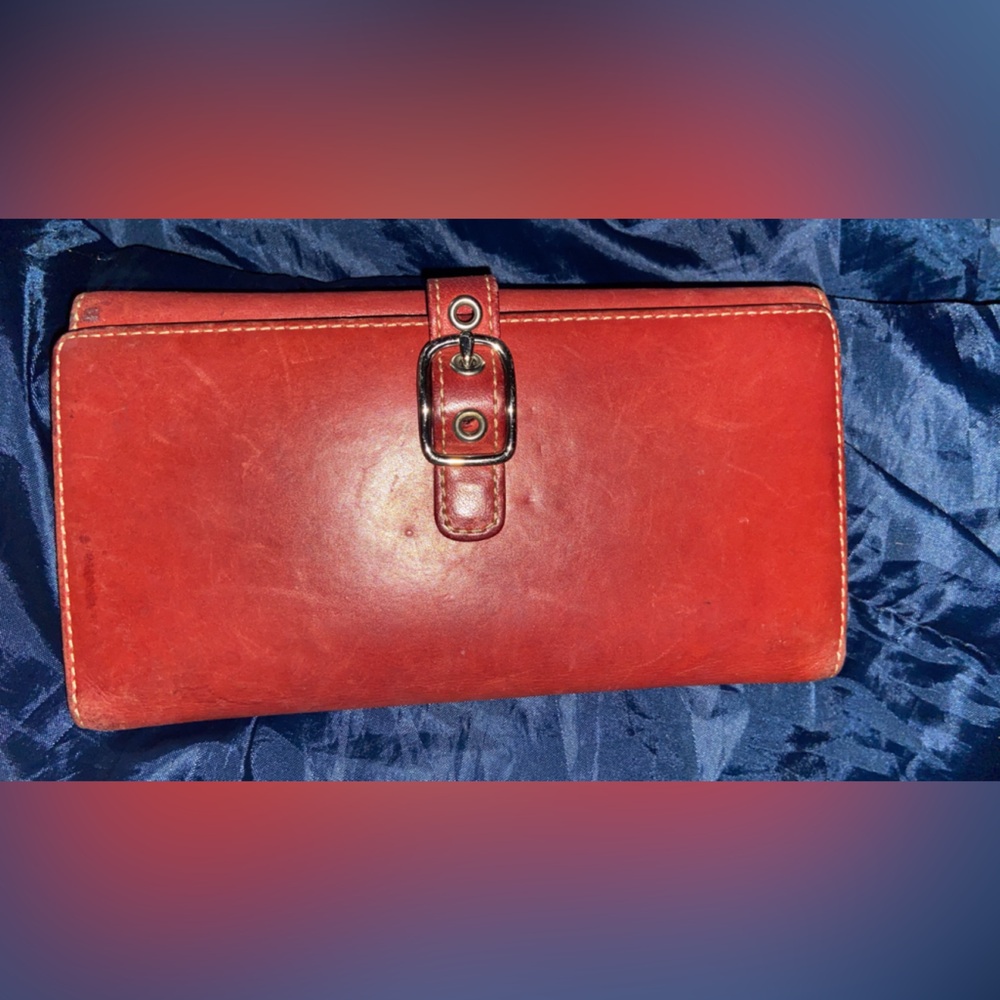 Vintage COACH leather wallet